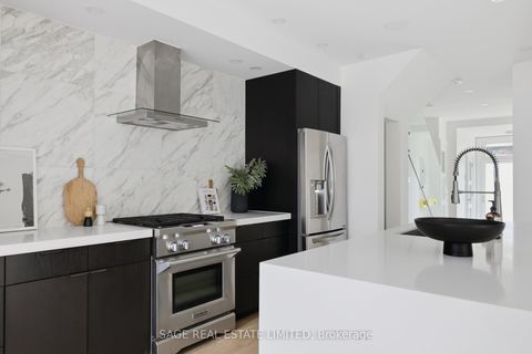 Photo 10 at 166 Cottingham Street, St. Clair, Toronto