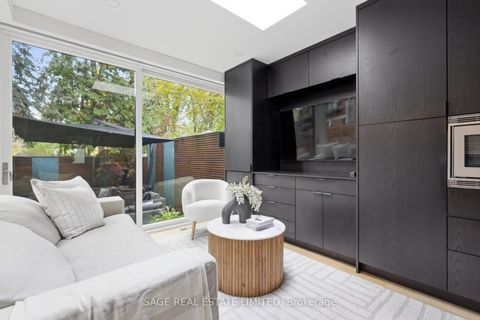 Photo 12 at 166 Cottingham Street, St. Clair, Toronto