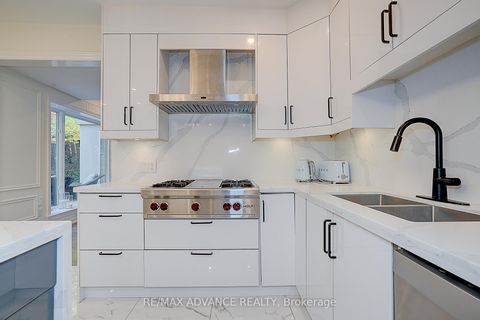 Photo 15 at 32 Brookfield Road, York Mills, Toronto