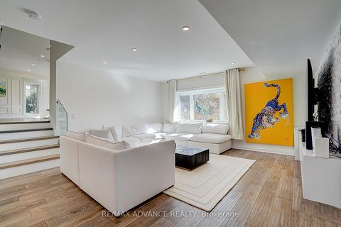 Photo 22 at 32 Brookfield Road, York Mills, Toronto