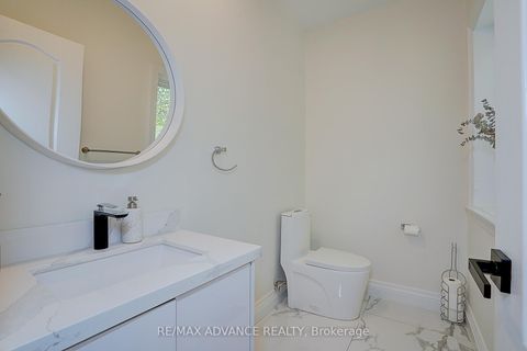 Photo 26 at 32 Brookfield Road, York Mills, Toronto