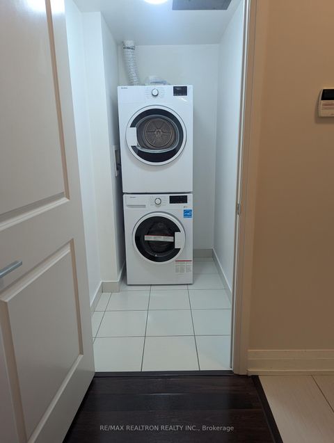 Photo 6 at 109 - 1060 Sheppard Avenue W, York University Heights, Toronto