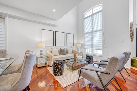 Photo 7 at 115 Thornhill Woods Drive, Patterson, Vaughan