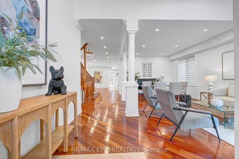 Photo 9 at 115 Thornhill Woods Drive, Patterson, Vaughan