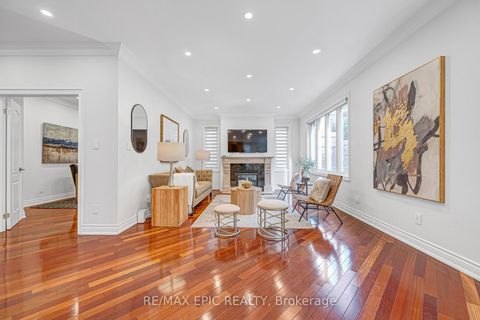 Photo 12 at 115 Thornhill Woods Drive, Patterson, Vaughan