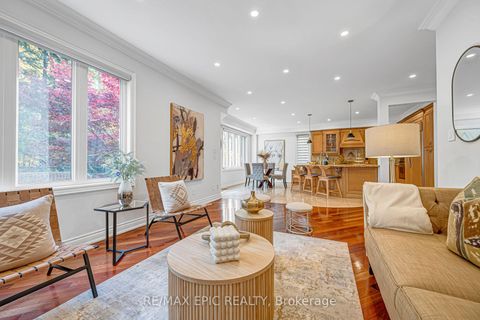 Photo 16 at 115 Thornhill Woods Drive, Patterson, Vaughan