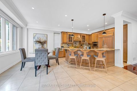 Photo 19 at 115 Thornhill Woods Drive, Patterson, Vaughan