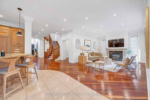 Photo 20 at 115 Thornhill Woods Drive, Patterson, Vaughan