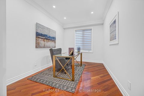 Photo 24 at 115 Thornhill Woods Drive, Patterson, Vaughan