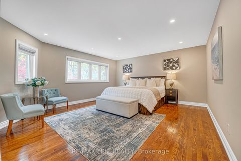 Photo 27 at 115 Thornhill Woods Drive, Patterson, Vaughan