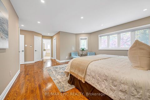 Photo 28 at 115 Thornhill Woods Drive, Patterson, Vaughan