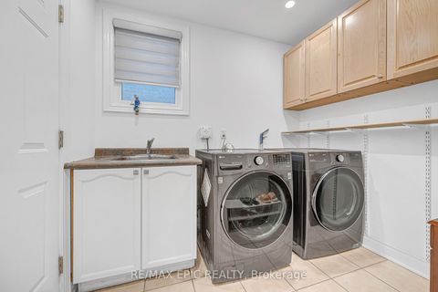 Photo 33 at 115 Thornhill Woods Drive, Patterson, Vaughan