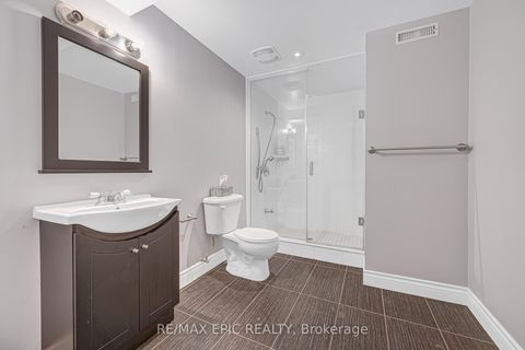 Photo 42 at 115 Thornhill Woods Drive, Patterson, Vaughan