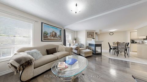 Photo 7 at 215 Drummond Drive, Maple, Vaughan