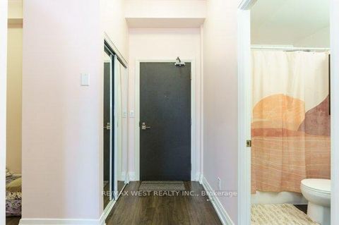 Photo 6 at 314 - 3600 Highway 7 Road, Vaughan Corporate Centre, Vaughan