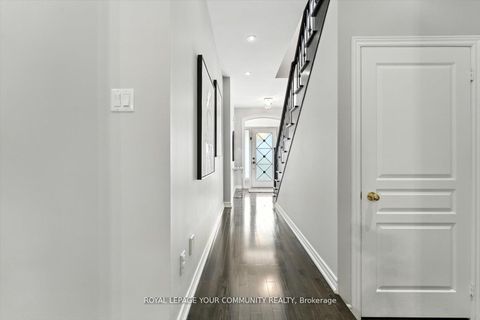 Photo 4 at 27 Hansard Drive, Vellore Village, Vaughan