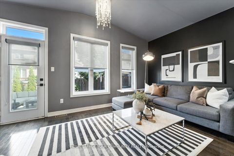 Photo 24 at 27 Hansard Drive, Vellore Village, Vaughan