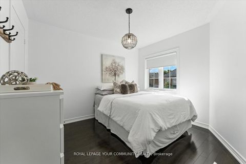 Photo 27 at 27 Hansard Drive, Vellore Village, Vaughan