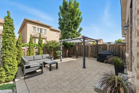 Photo 34 at 27 Hansard Drive, Vellore Village, Vaughan