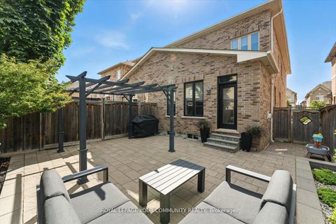 Photo 37 at 27 Hansard Drive, Vellore Village, Vaughan