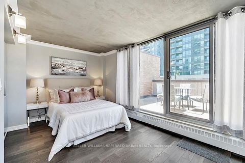 Photo 19 at 205 - 3 Duplex Avenue, Newtonbrook West, Toronto