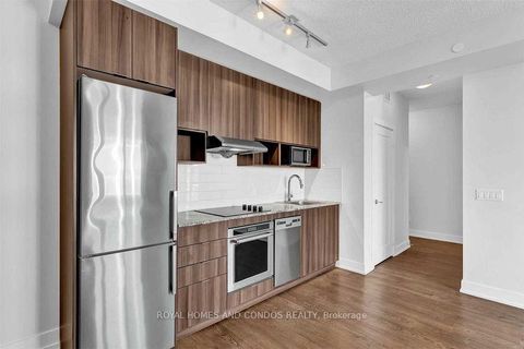 Photo 10 at 706 - 7 Mabelle Avenue, City Centre West, Toronto