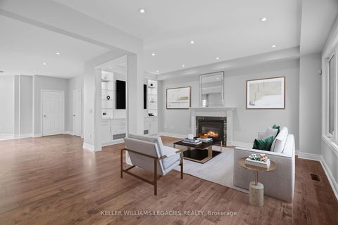 Photo 14 at 39 Michelle Drive, East Woodbridge, Vaughan