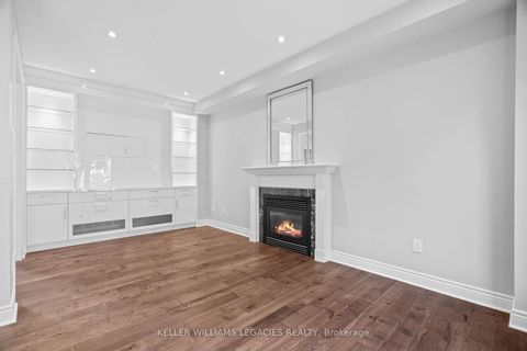 Photo 17 at 39 Michelle Drive, East Woodbridge, Vaughan