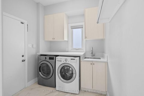 Photo 19 at 39 Michelle Drive, East Woodbridge, Vaughan