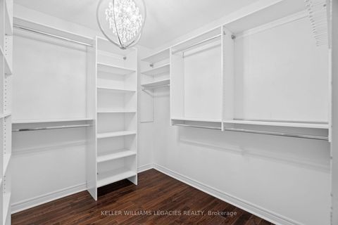 Photo 28 at 39 Michelle Drive, East Woodbridge, Vaughan