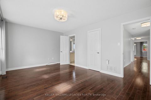 Photo 34 at 39 Michelle Drive, East Woodbridge, Vaughan