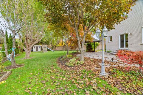 Photo 42 at 39 Michelle Drive, East Woodbridge, Vaughan