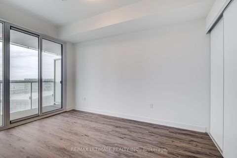 Photo 12 at 1601 - 15 Queens Quay E, Waterfront Communities C8, Toronto