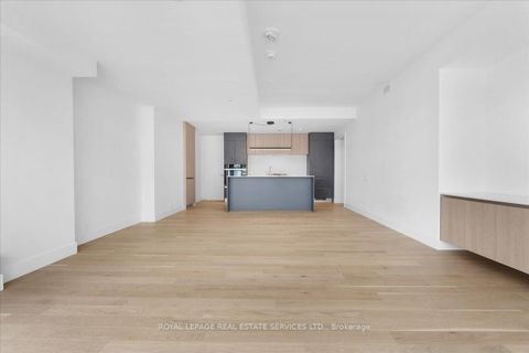 Photo 5 at 502 - 1414 Bayview Avenue, Mount Pleasant East, Toronto