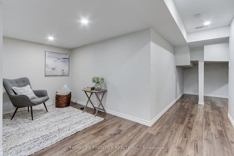 Photo 27 at 162 Verdi Road, Oak Ridges, Richmond Hill