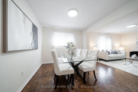 Photo 2 at 259 Tall Grass Trail, East Woodbridge, Vaughan