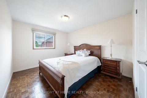 Photo 23 at 259 Tall Grass Trail, East Woodbridge, Vaughan