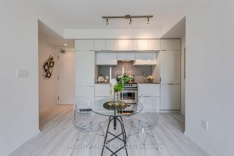 Photo 7 at 611 - 159 Dundas Street E, Yonge Corridor, Toronto