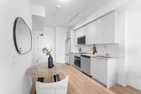 Photo 5 at 2206 - 474 Caldari Road, Concord, Vaughan