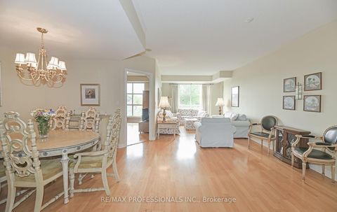 Photo 7 at 504 - 3085 Bloor Street W, Queensway, Toronto