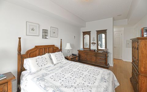 Photo 15 at 504 - 3085 Bloor Street W, Queensway, Toronto