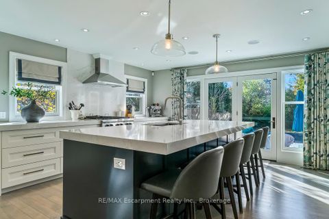 Photo 10 at 278 Carolyn Drive, CO Central, Oakville