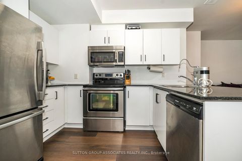 Photo 1 at PH7 - 539 Jarvis Street, North St. James Town, Toronto