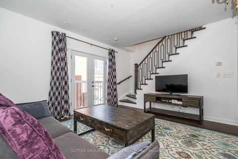 Photo 11 at PH7 - 539 Jarvis Street, North St. James Town, Toronto