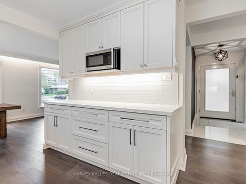 Photo 2 at 62 Cocksfield Avenue, Bathurst Manor, Toronto