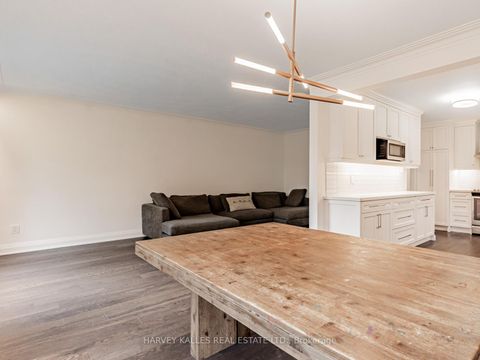 Photo 7 at 62 Cocksfield Avenue, Bathurst Manor, Toronto