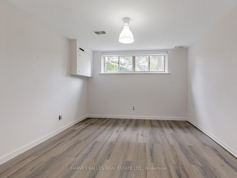 Photo 22 at 62 Cocksfield Avenue, Bathurst Manor, Toronto