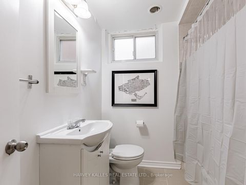 Photo 24 at 62 Cocksfield Avenue, Bathurst Manor, Toronto