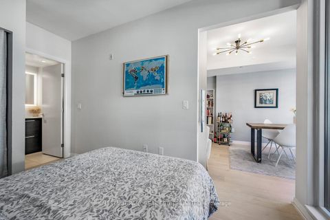 Photo 16 at 304 - 835 St. Clair Avenue W, Wychwood, Toronto