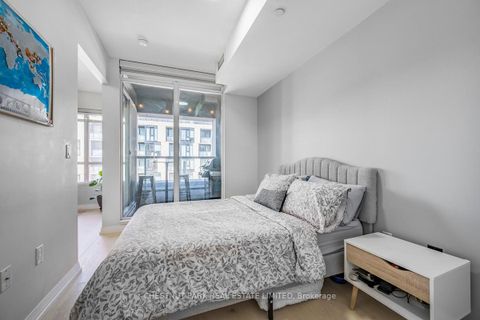 Photo 17 at 304 - 835 St. Clair Avenue W, Wychwood, Toronto